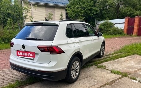 Volkswagen Tiguan II, 2020 год, 2 990 000 рублей, 7 фотография