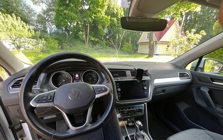 Volkswagen Tiguan II, 2020 год, 2 990 000 рублей, 19 фотография