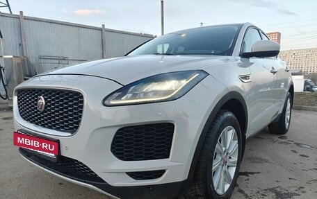 Jaguar E-Pace, 2018 год, 2 450 000 рублей, 8 фотография