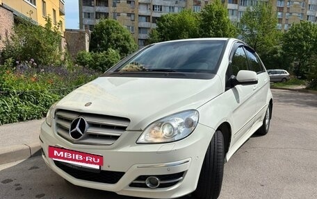 Mercedes-Benz B-Класс, 2009 год, 460 000 рублей, 2 фотография