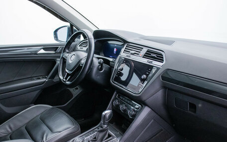 Volkswagen Tiguan II, 2018 год, 2 750 000 рублей, 11 фотография