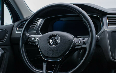 Volkswagen Tiguan II, 2018 год, 2 750 000 рублей, 16 фотография