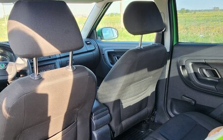 Skoda Fabia II, 2010 год, 750 000 рублей, 17 фотография