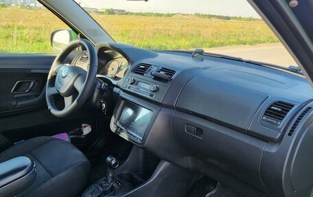 Skoda Fabia II, 2010 год, 750 000 рублей, 21 фотография