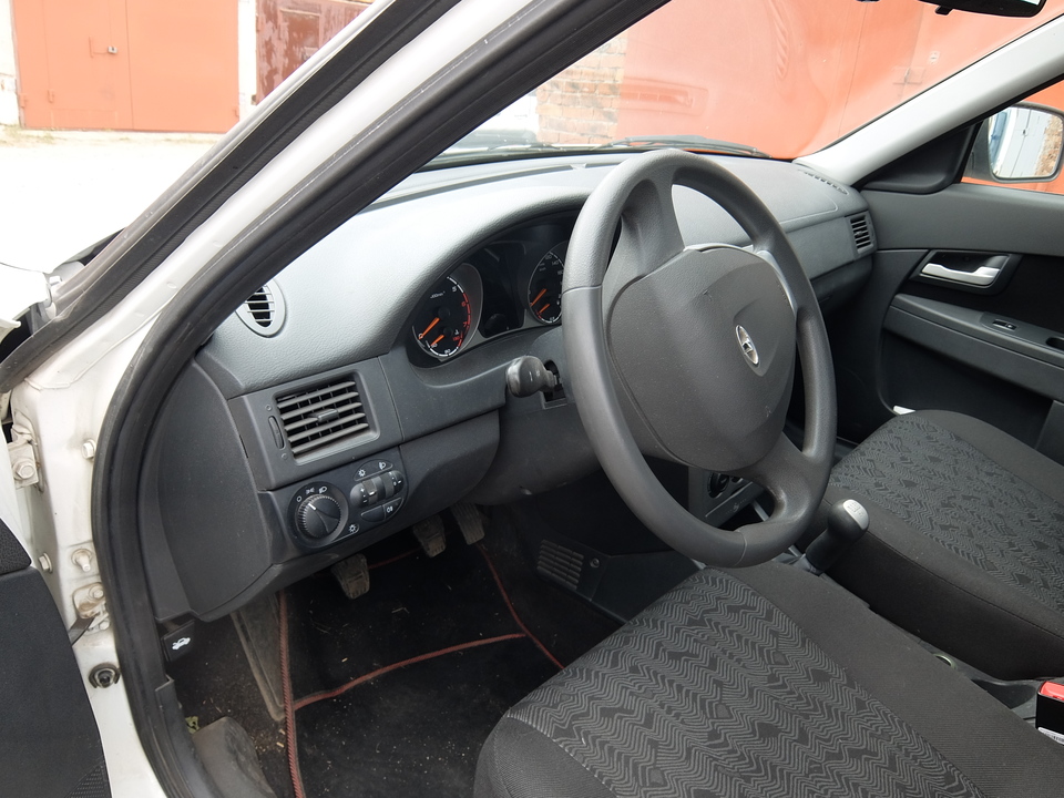 ВАЗ (LADA) Priora I, 2013 год, 550 000 рублей, 6 фотография