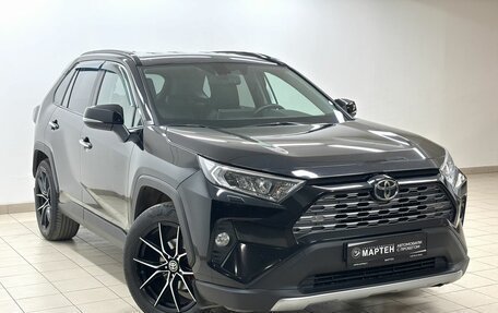 Toyota RAV4, 2020 год, 3 370 000 рублей, 3 фотография