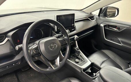 Toyota RAV4, 2020 год, 3 370 000 рублей, 11 фотография