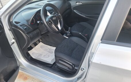 Hyundai Solaris II рестайлинг, 2014 год, 725 000 рублей, 7 фотография