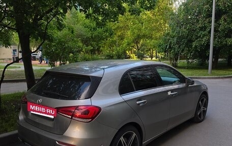Mercedes-Benz A-Класс, 2018 год, 2 150 000 рублей, 2 фотография