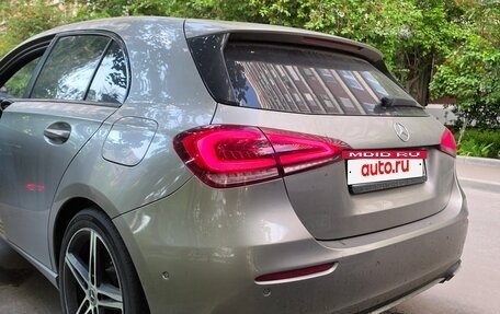 Mercedes-Benz A-Класс, 2018 год, 2 150 000 рублей, 3 фотография