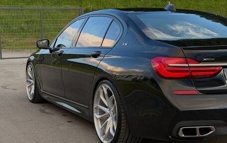 BMW 7 серия, 2018 год, 5 800 000 рублей, 7 фотография
