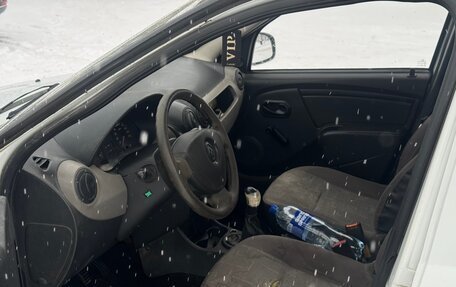 Renault Logan I, 2012 год, 160 000 рублей, 6 фотография