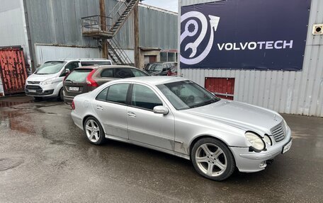 Mercedes-Benz E-Класс, 2004 год, 450 000 рублей, 2 фотография