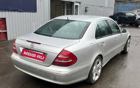 Mercedes-Benz E-Класс, 2004 год, 450 000 рублей, 5 фотография