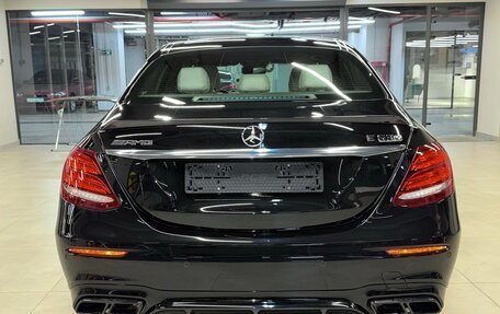 Mercedes-Benz E-Класс AMG, 2018 год, 7 950 000 рублей, 7 фотография