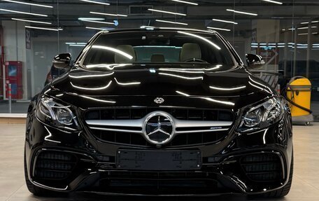 Mercedes-Benz E-Класс AMG, 2018 год, 7 950 000 рублей, 24 фотография