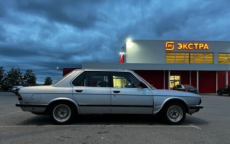 BMW 5 серия, 1986 год, 300 000 рублей, 4 фотография
