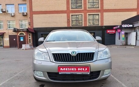 Skoda Octavia, 2011 год, 800 000 рублей, 2 фотография