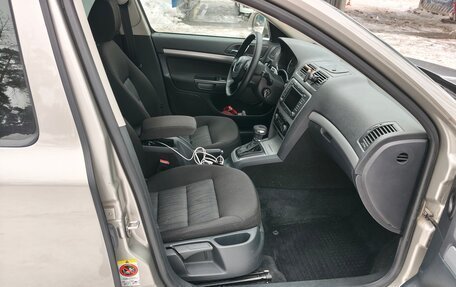 Skoda Octavia, 2011 год, 800 000 рублей, 10 фотография