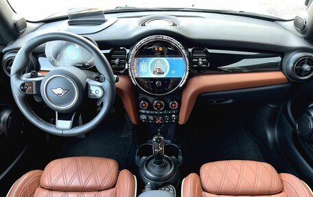 MINI Cabrio, 2023 год, 3 790 000 рублей, 34 фотография
