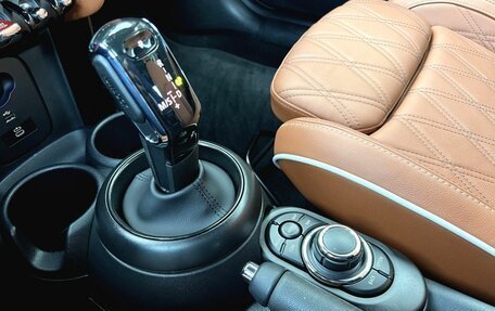 MINI Cabrio, 2023 год, 3 790 000 рублей, 30 фотография