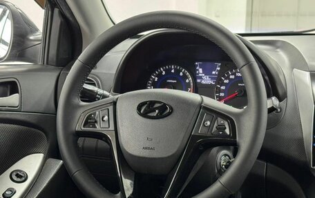 Hyundai Solaris II рестайлинг, 2013 год, 910 000 рублей, 12 фотография
