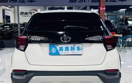 Toyota Yaris XP150 рестайлинг, 2022 год, 1 120 000 рублей, 4 фотография