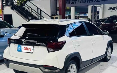 Toyota Yaris XP150 рестайлинг, 2022 год, 1 120 000 рублей, 3 фотография