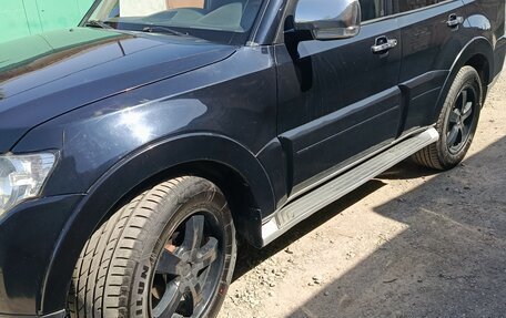 Mitsubishi Pajero IV, 2008 год, 1 550 000 рублей, 2 фотография