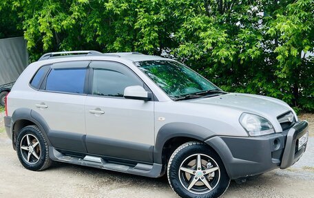 Hyundai Tucson III, 2008 год, 699 000 рублей, 3 фотография
