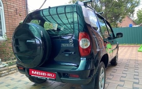 Chevrolet Niva I рестайлинг, 2015 год, 780 000 рублей, 16 фотография