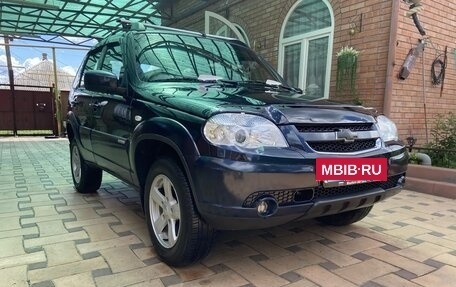 Chevrolet Niva I рестайлинг, 2015 год, 780 000 рублей, 15 фотография