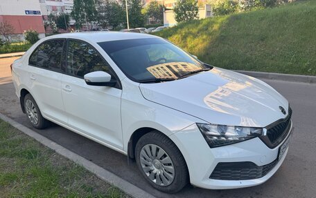 Skoda Rapid II, 2022 год, 1 555 000 рублей, 3 фотография