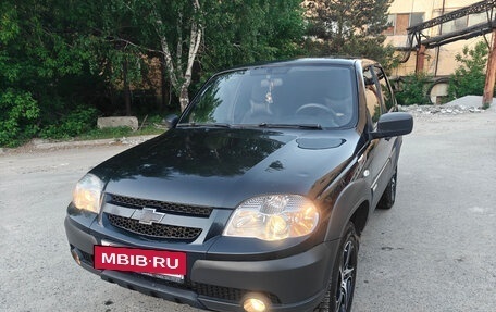 Chevrolet Niva I рестайлинг, 2014 год, 512 000 рублей, 2 фотография