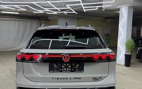 Volkswagen Tiguan II, 2026 год, 4 800 000 рублей, 10 фотография