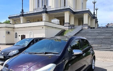 Toyota Vitz, 2014 год, 580 000 рублей, 2 фотография