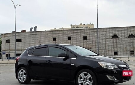 Opel Astra J, 2012 год, 700 000 рублей, 3 фотография