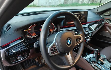 BMW 5 серия, 2021 год, 6 190 000 рублей, 15 фотография