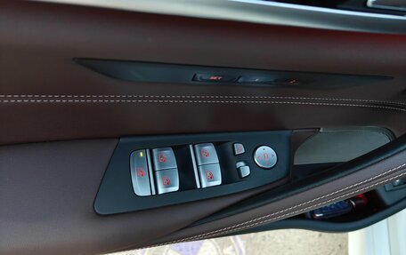 BMW 5 серия, 2021 год, 6 190 000 рублей, 21 фотография