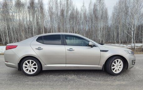 KIA Optima III, 2011 год, 1 000 000 рублей, 3 фотография
