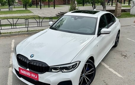 BMW 3 серия, 2021 год, 4 300 000 рублей, 1 фотография