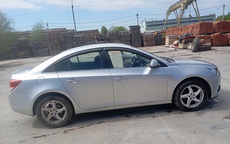 Chevrolet Cruze II, 2011 год, 630 000 рублей, 5 фотография