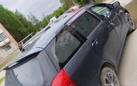 Toyota Wish II, 2003 год, 700 000 рублей, 4 фотография