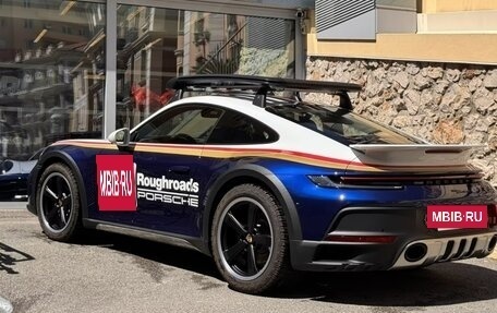 Porsche 911, 2022 год, 35 000 000 рублей, 3 фотография