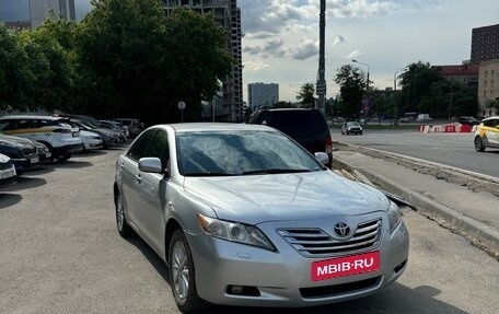 Toyota Camry, 2006 год, 690 000 рублей, 1 фотография