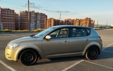 KIA cee'd I рестайлинг, 2010 год, 797 000 рублей, 3 фотография