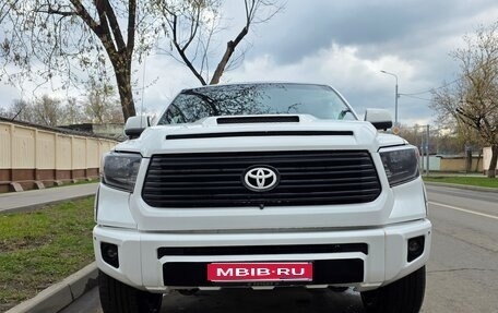Toyota Tundra II, 2012 год, 3 350 000 рублей, 1 фотография