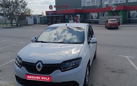 Renault Logan II, 2017 год, 580 000 рублей, 1 фотография