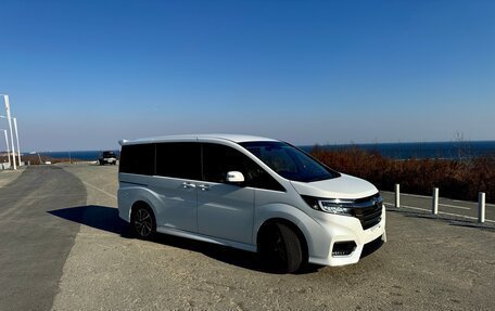 Honda Stepwgn IV, 2021 год, 2 250 000 рублей, 1 фотография