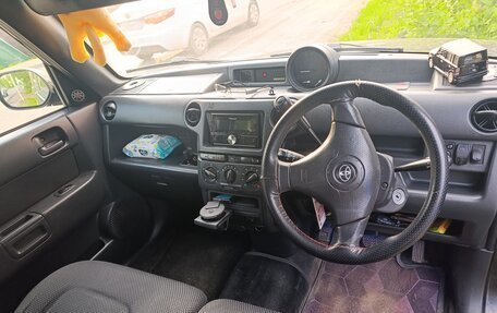 Toyota bB I рестайлинг, 2002 год, 500 000 рублей, 4 фотография